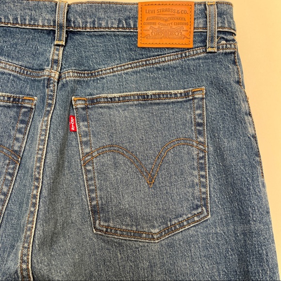 Levi’s Premium Ribcage Straight Ankle Jive Swing NWOT - Picture 4 of 10